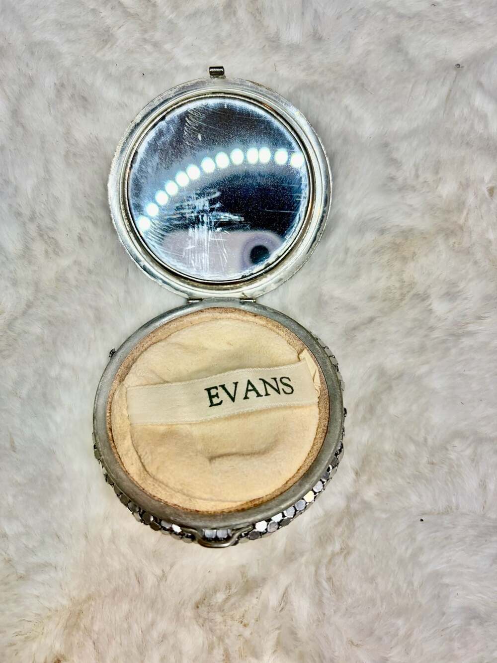 Vintage 1930’s Evans makeup Compact  Silver Mesh Powder Puff